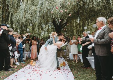 Ahsenmacher: Hochzeit in Flieder, Apricot und Hellblau